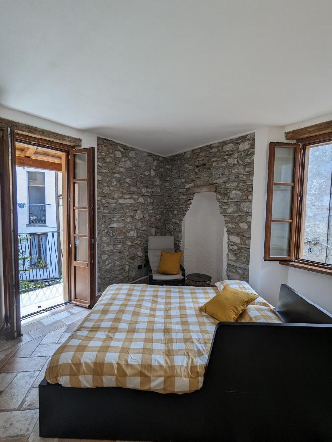 Antica Osteria Apartments Dongo Exterior photo